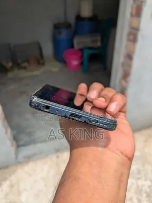 Vivo Y22s ১২৮ জিবি নীল