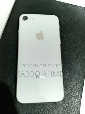 Apple iPhone 8 64 GB White
