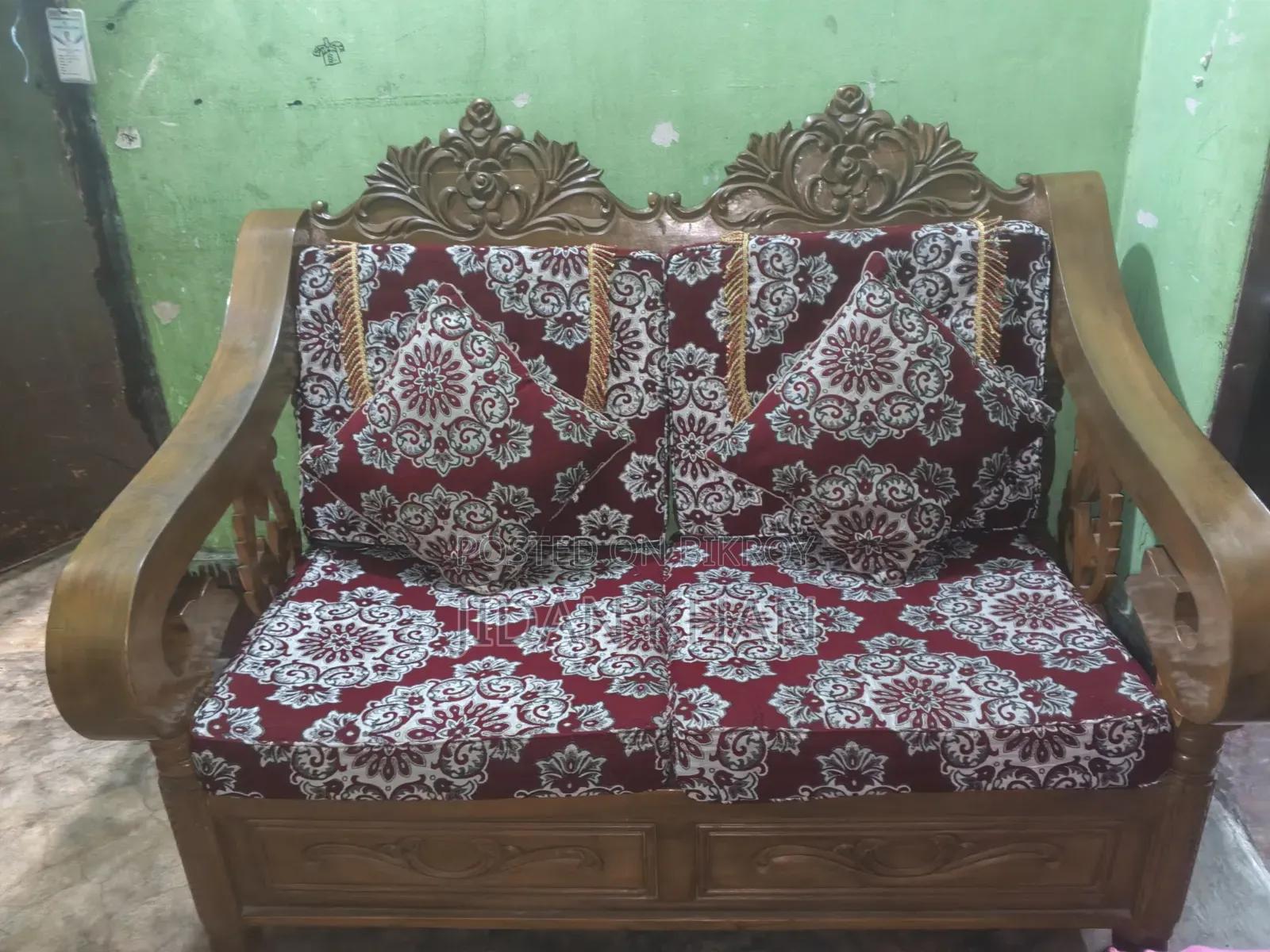 Urgent Sale: Sofa