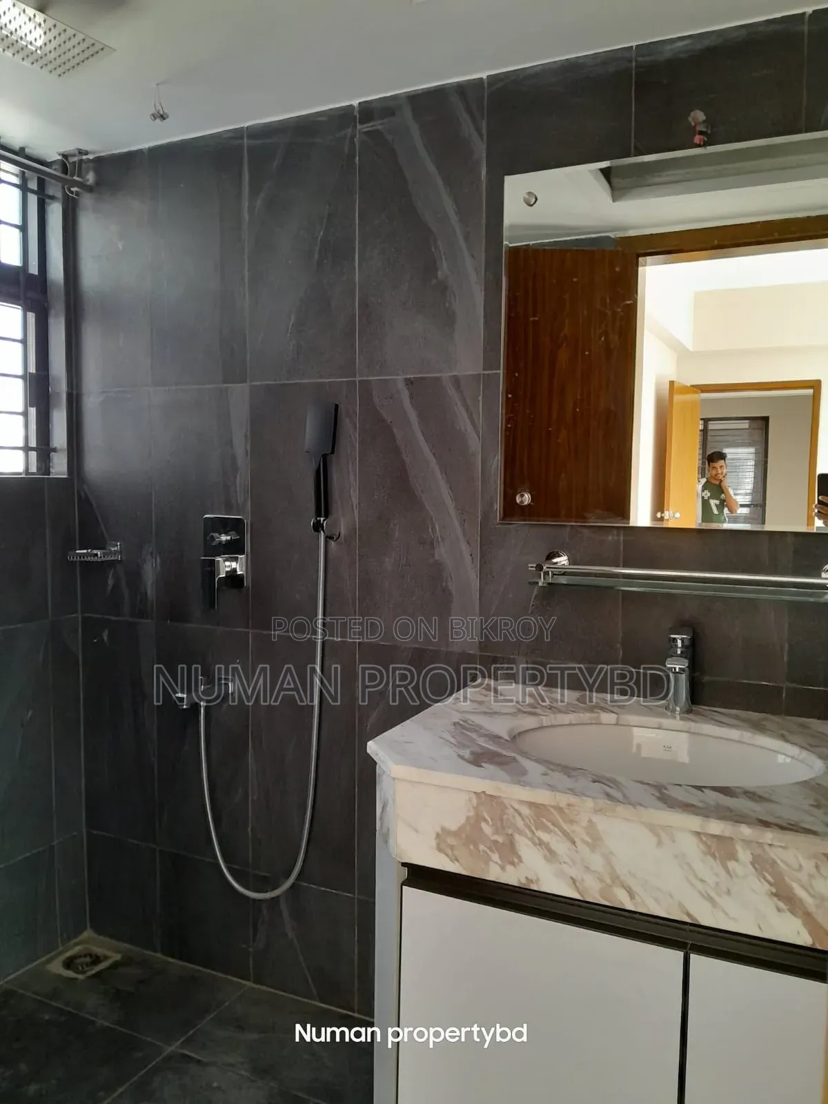 3-Bedroom Apartment in Numan Property Bd, Basundhara for Rent