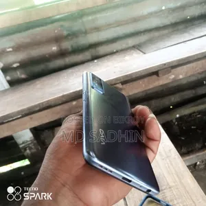 Vivo Y51 16 GB Blue