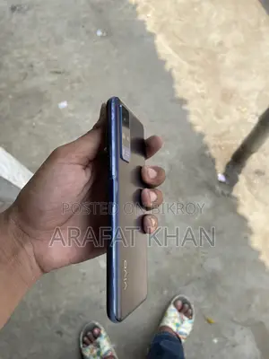 Vivo Y51 16 GB Blue