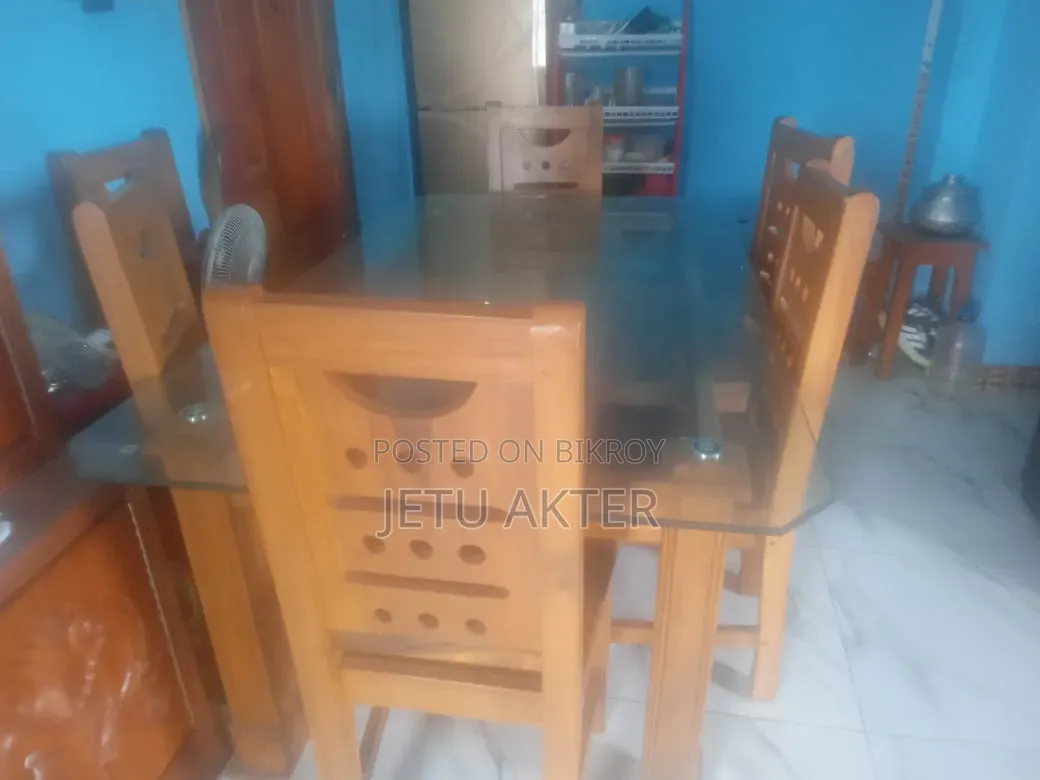 Dining Table with 6 Chairs