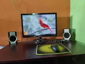 Desktop Computer Asus 16GB AMD Ryzen 5 SSD 256GB