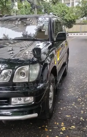 Toyota Land Cruiser Cygnus 4.7 2001 Green