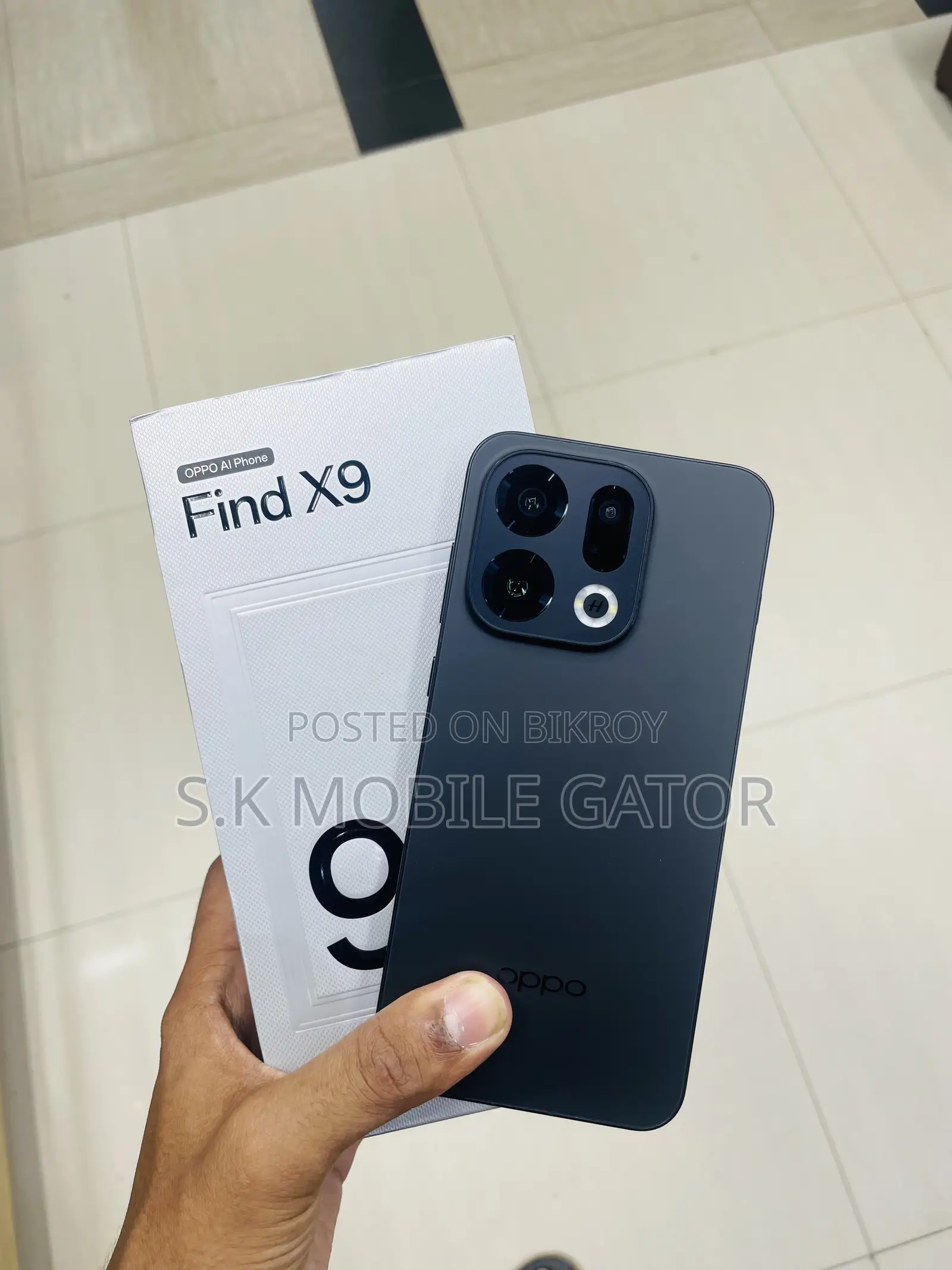 Oppo Find X9 5G 256 GB কালো
