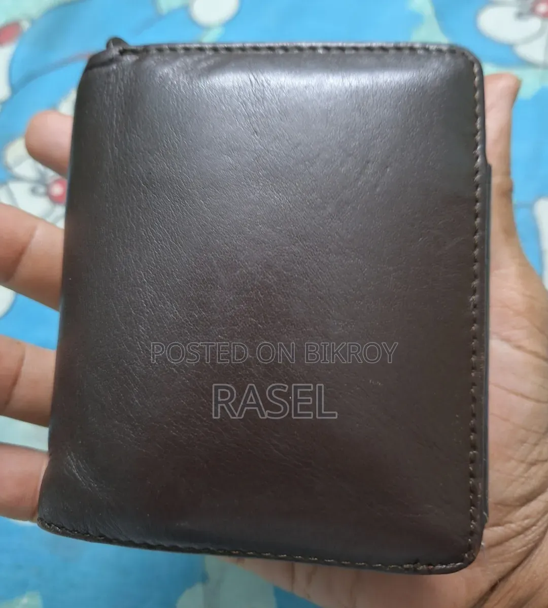 চামড়ার মানিব্যাগ