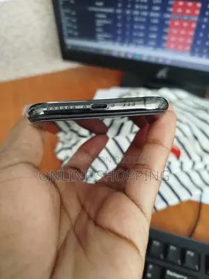 Apple iPhone 11 Pro 64 GB Black