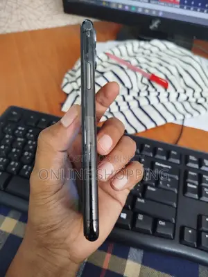 Apple iPhone 11 Pro 64 GB Black