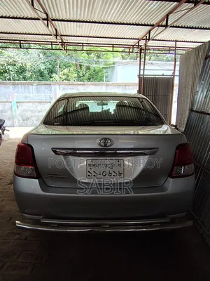 টয়োটা এক্সিও ২০১২ সিলভার