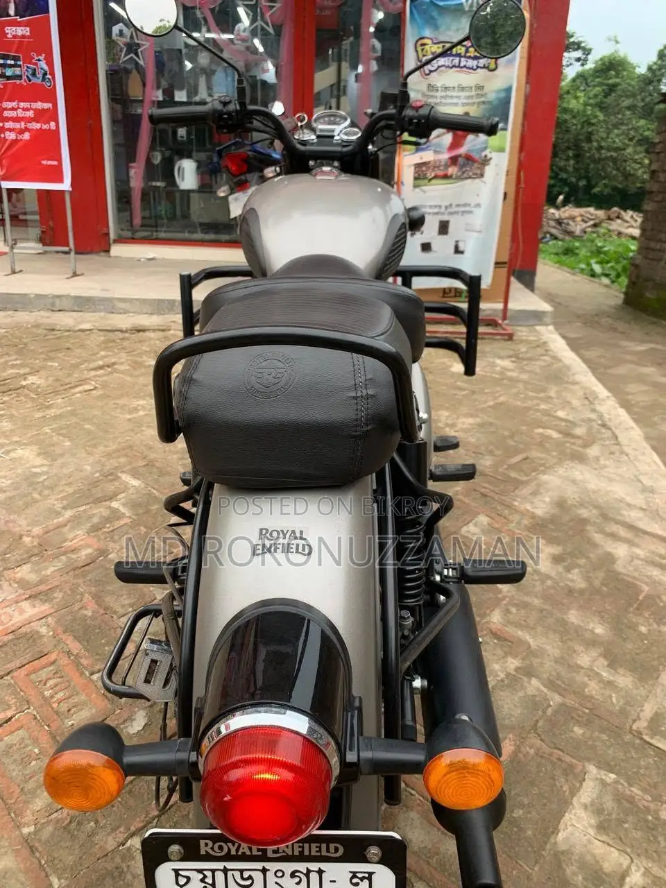 Royal Enfield Classic 350 2025 Gray