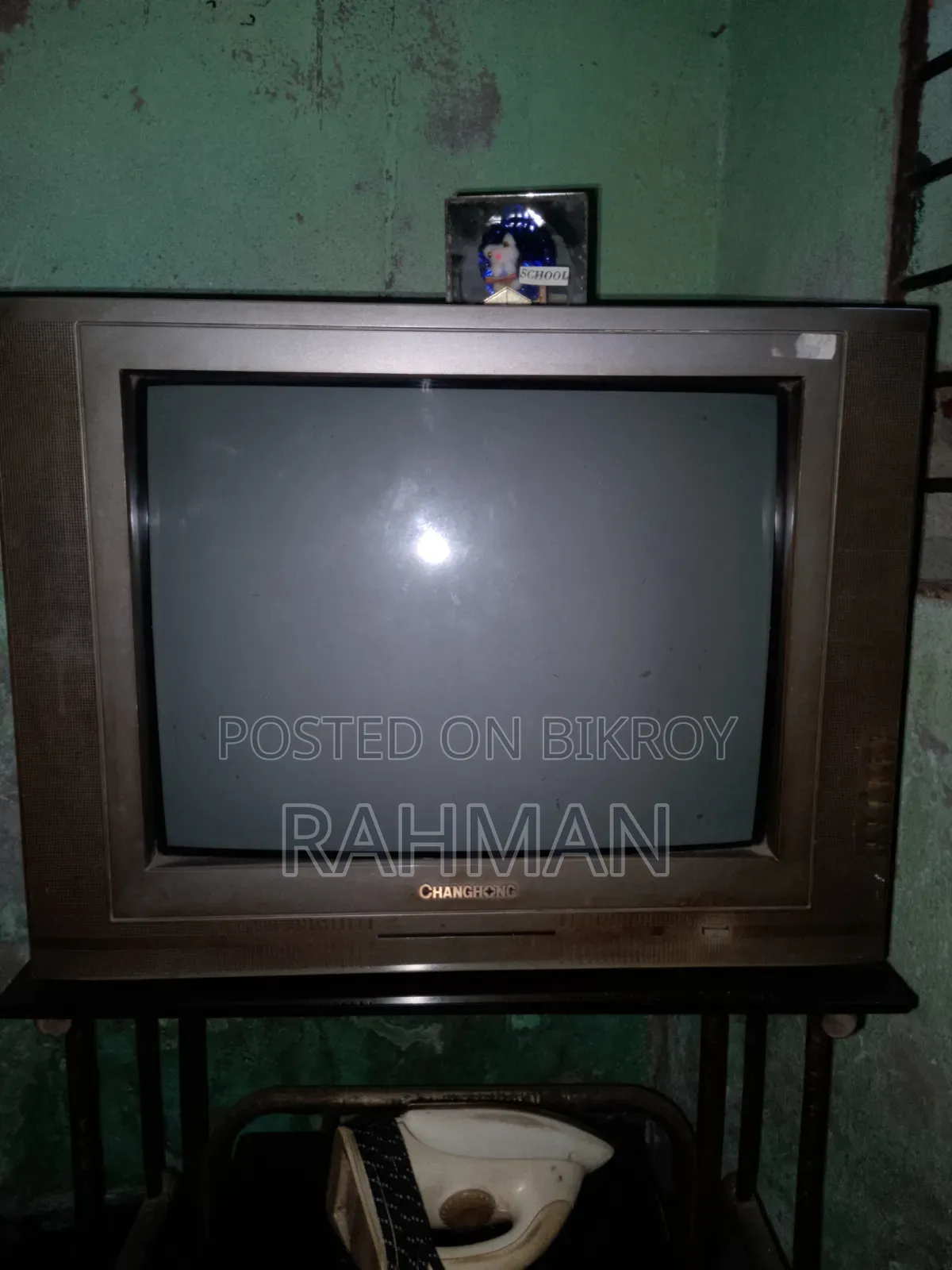 টিভি ভালো আছে টাকা দরকার তাই সেল করবো