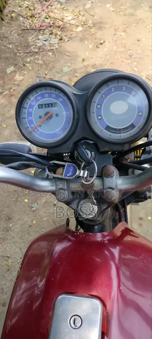 Bajaj Boxer 100 2023 Red