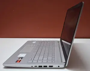 Laptop HP 14S 8GB AMD Ryzen 3 SSD 500GB