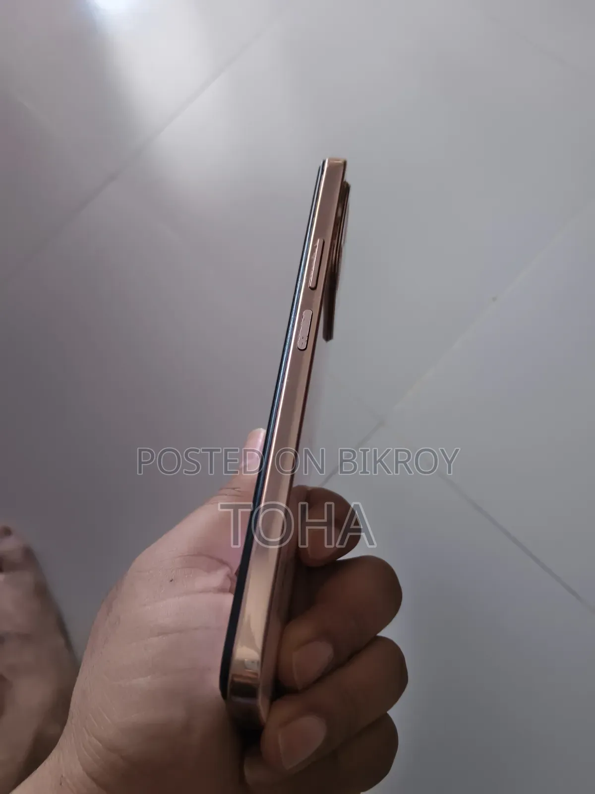 Vivo 128 GB Rose Gold