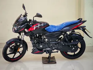 Bajaj Pulsar 150 2025 Black