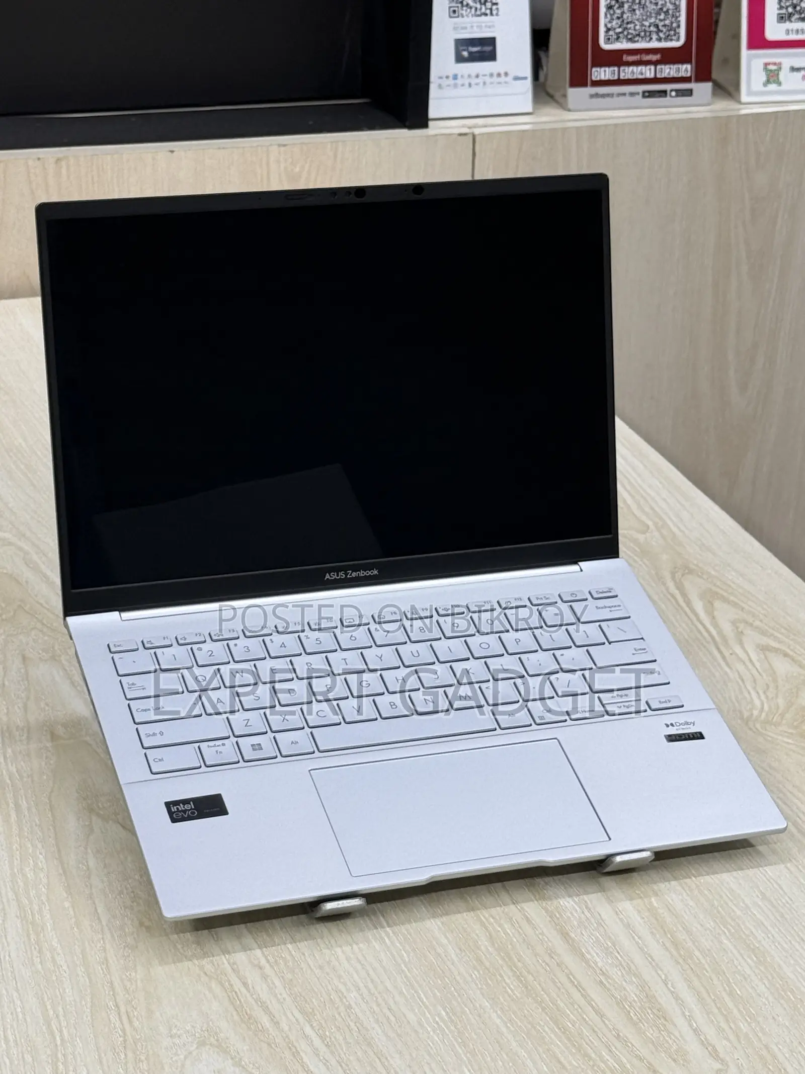 Laptop Asus ZenBook UX330UA 32GB Intel Core Ultra 9 SSD 1TB
