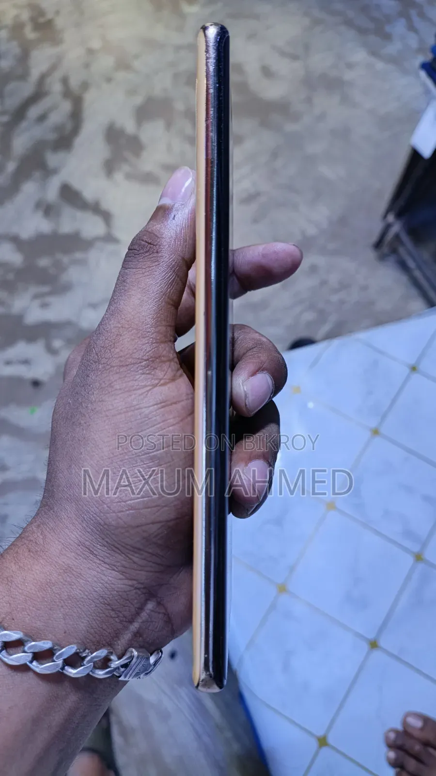 Infinix 256 GB Gold