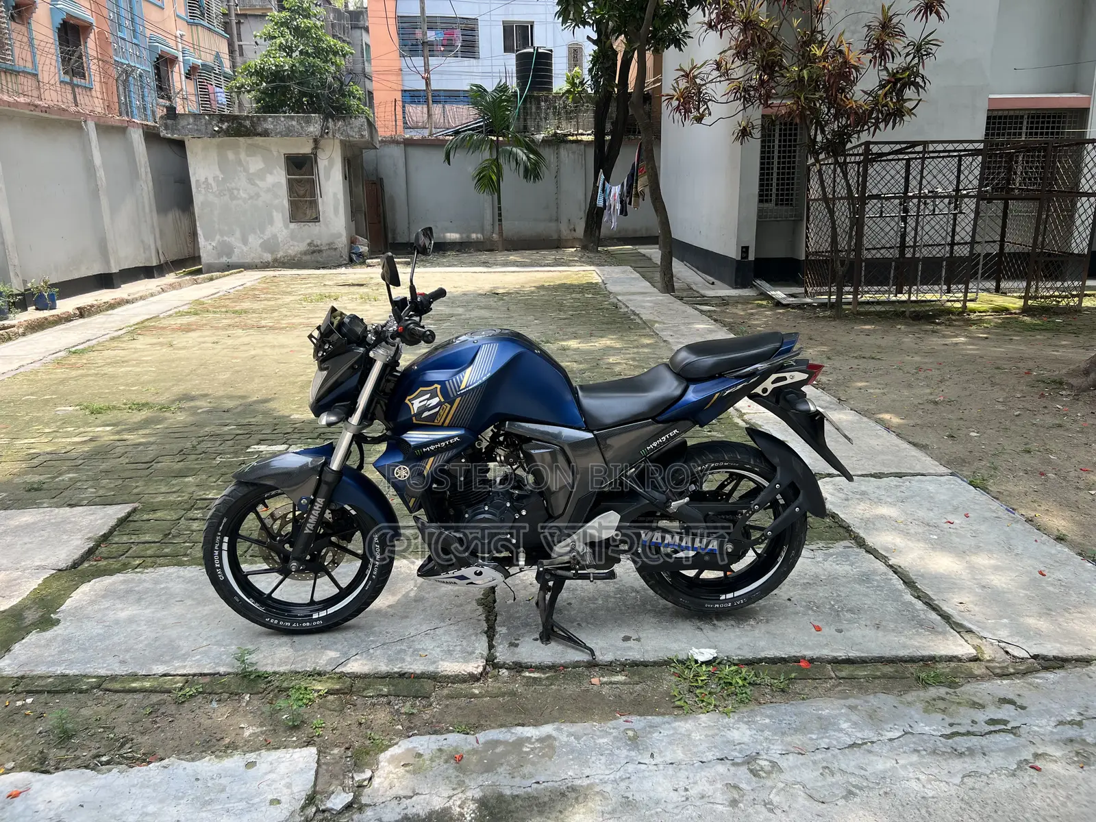 ইয়ামাহা এফজেড ২০২৩ নীল
