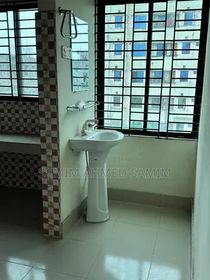 2-bedroom House in Demra for rent