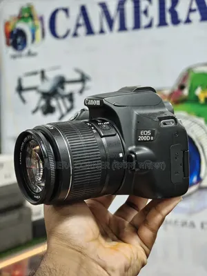Canon 200D Mark II + 18-55mm Lens