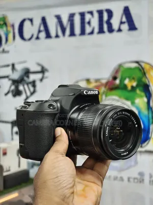 Canon 200D Mark II + 18-55mm Lens