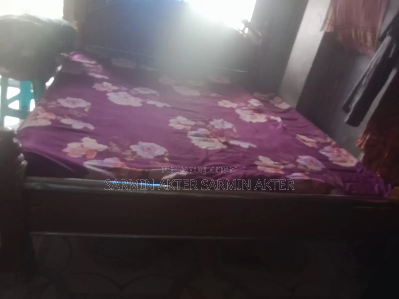আমি একটা বিছানা বা খাট বিক্রি করব
