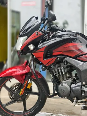 Hero Hunk 2020 Black