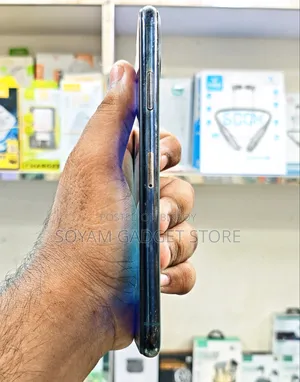 Apple iPhone 11 Pro Max 64 GB Gray