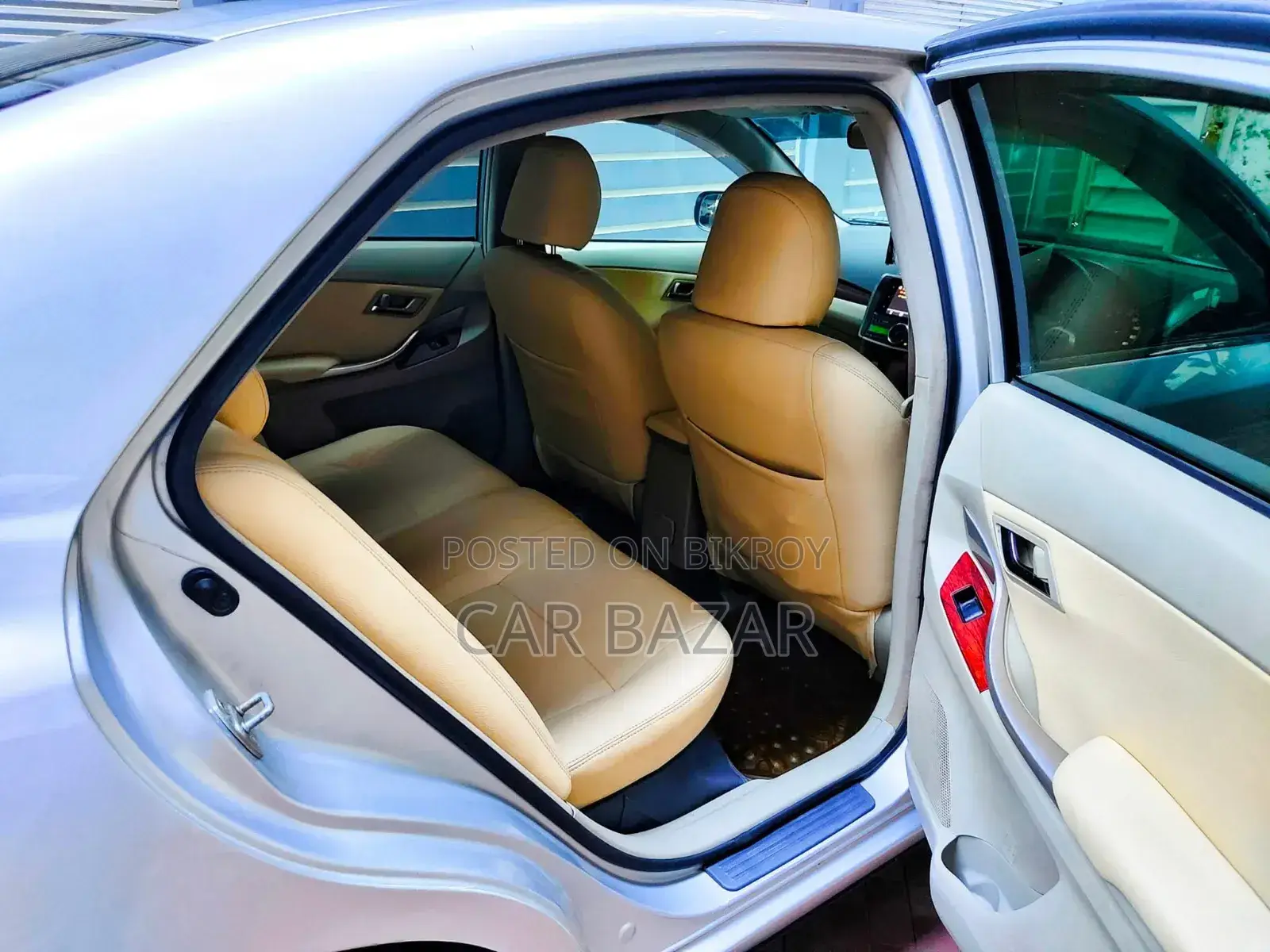 Toyota Premio 2010 Silver