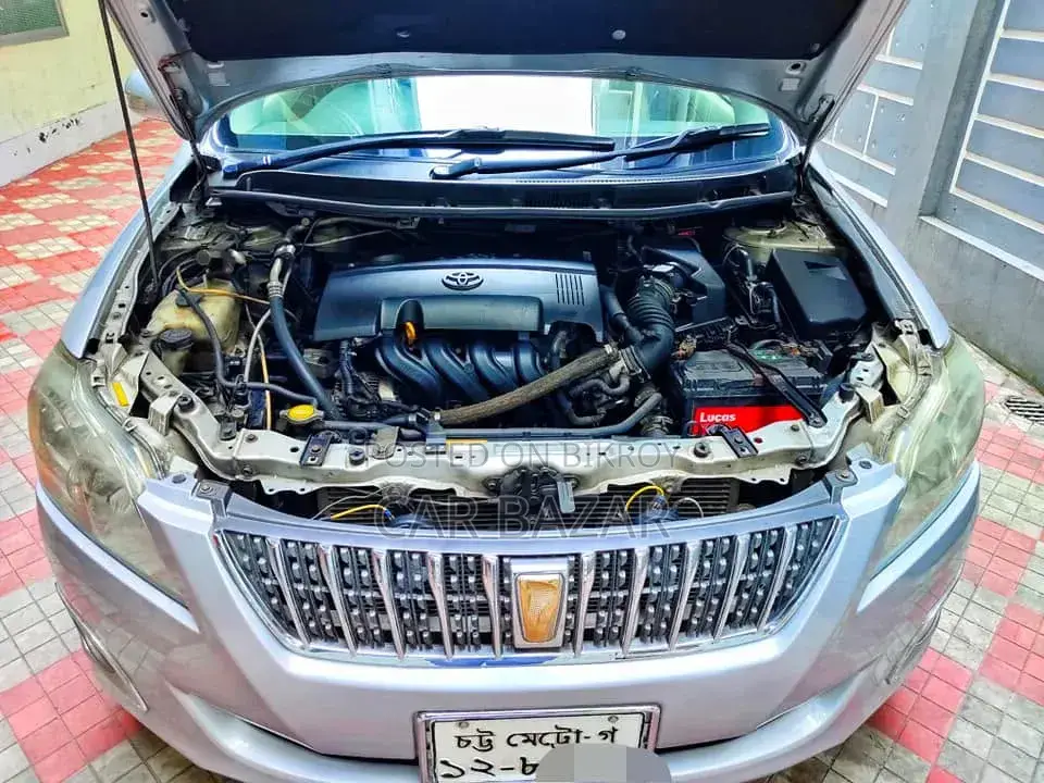 Toyota Premio 2010 Silver