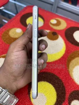 Apple iPhone 11 64 GB White