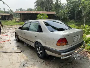 Toyota Sprinter 1995 Pearl
