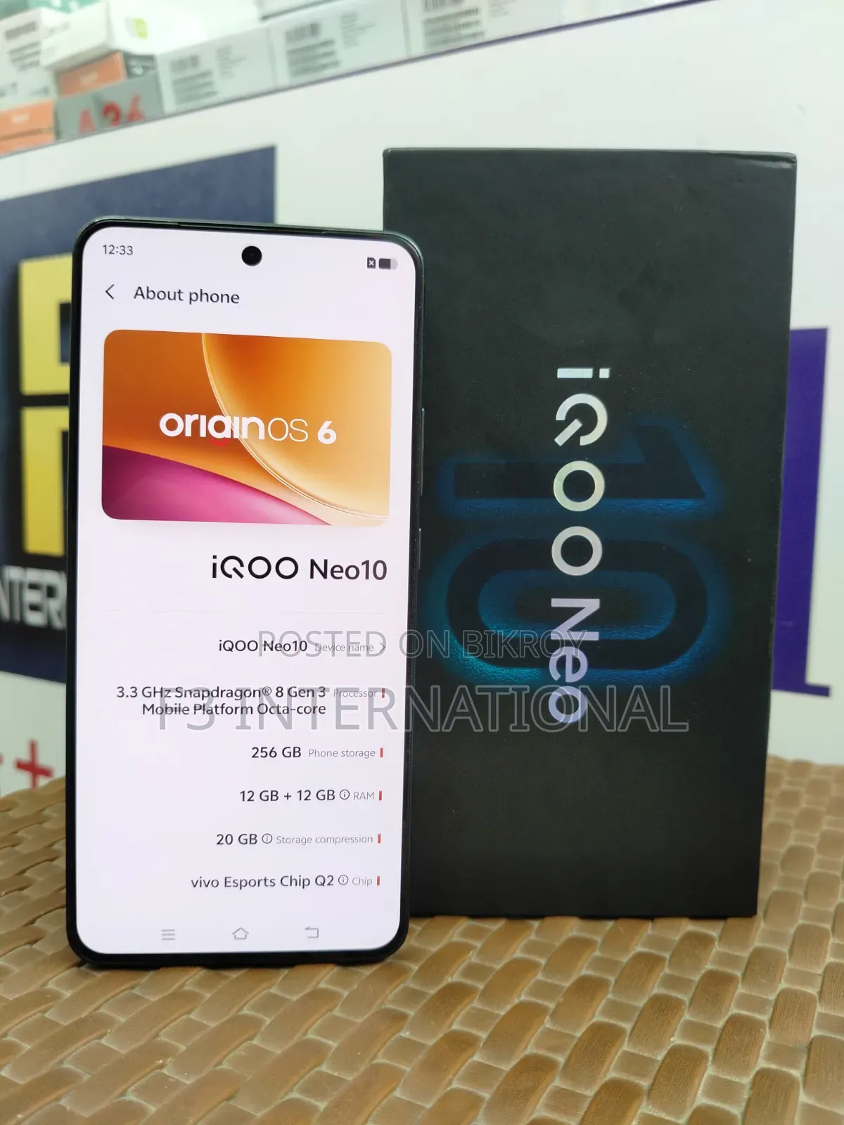 iQOO 256 GB White