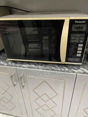 Microwave Oven
