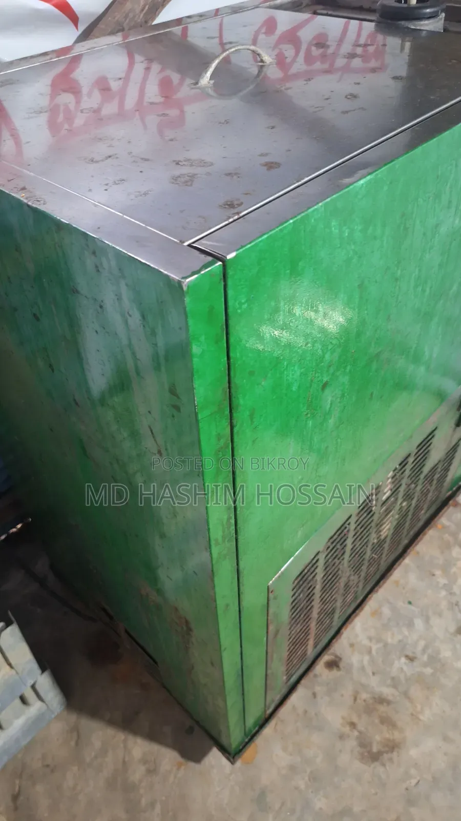 কাঠি আইসক্রিম মেশিন।