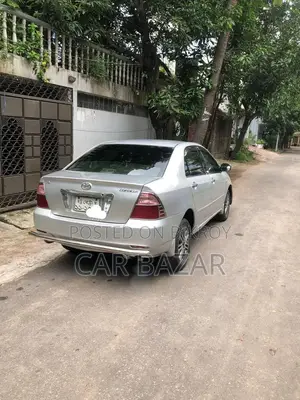 Toyota Corolla 2004 Silver