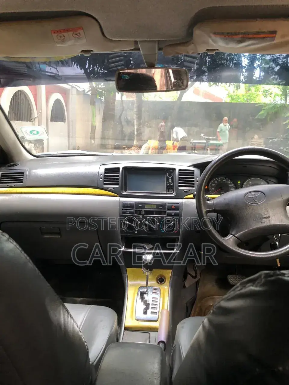 Toyota Corolla ২০০৪ সিলভার