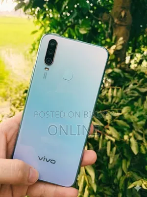 Vivo Y17 256 GB Silver