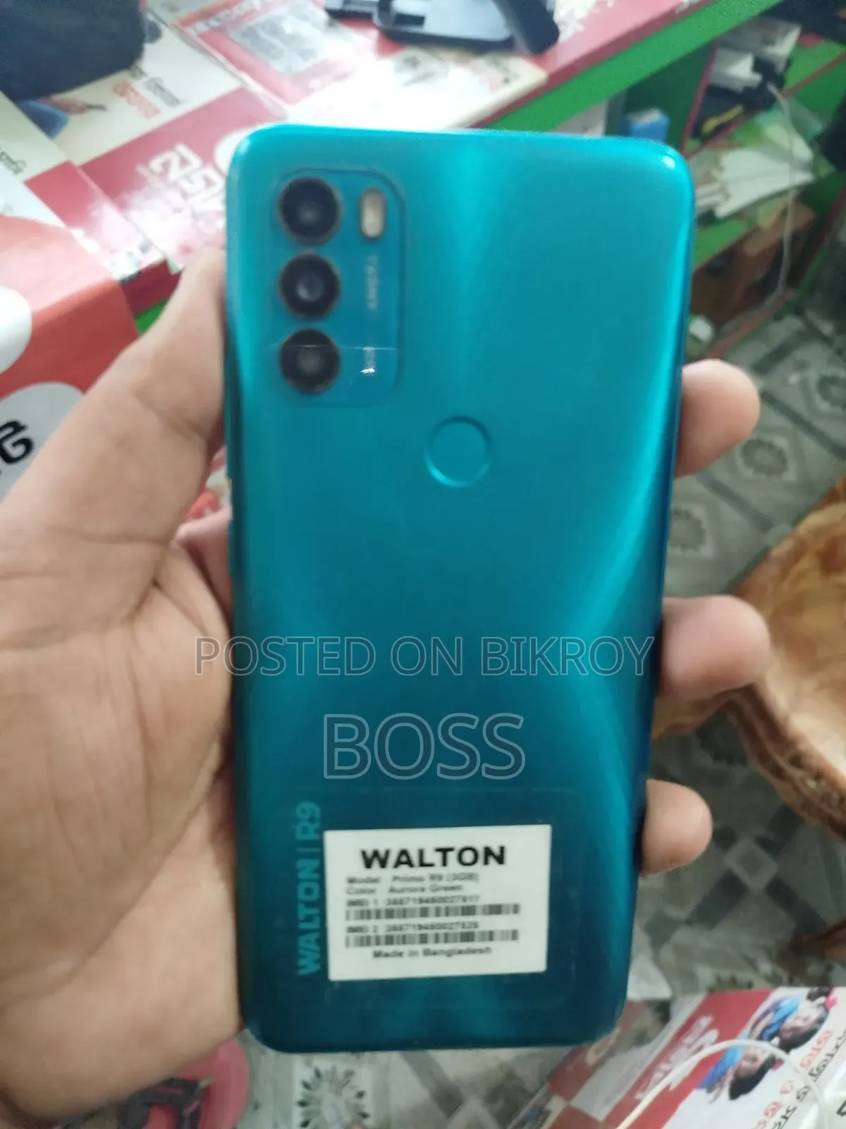Walton 32 GB Blue