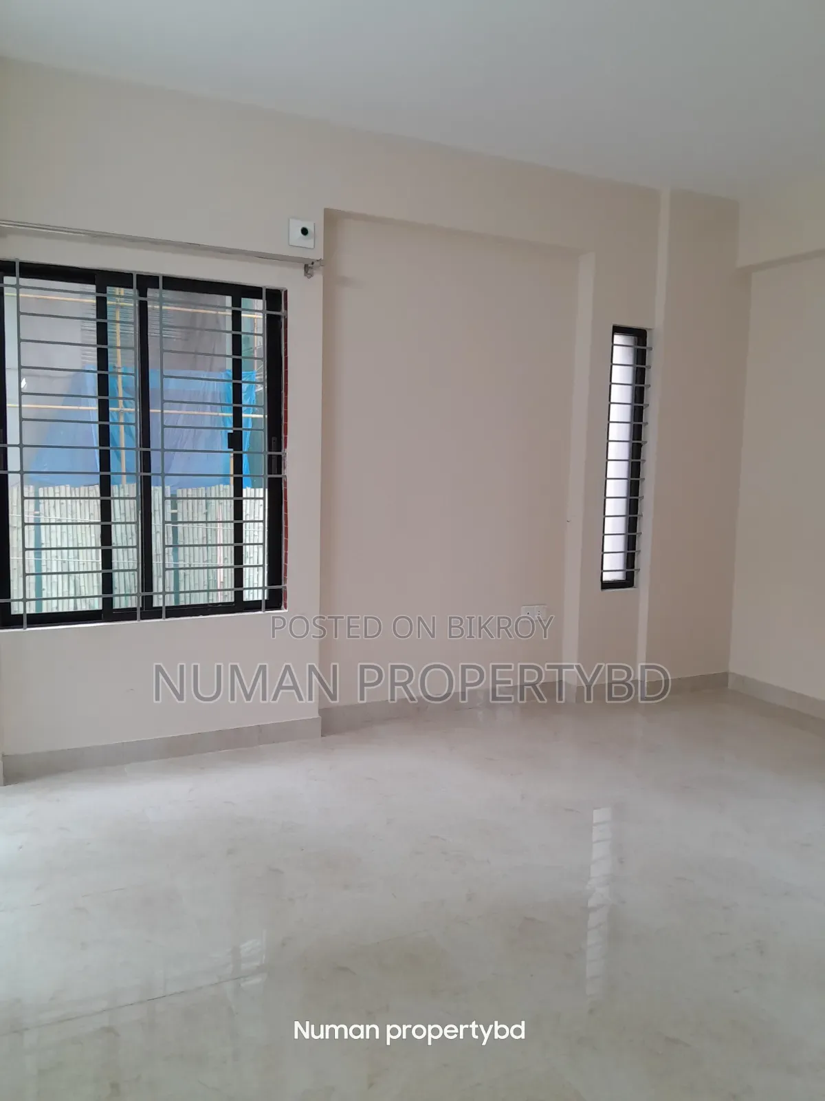 4-bedroom Apartment in Numan Property Bd, Basundhara for rent