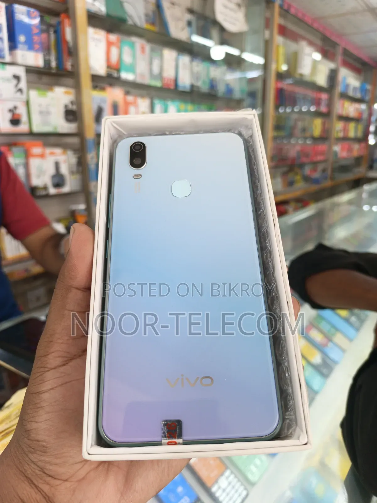 Vivo Y11 32 GB Blue