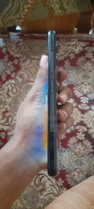 Symphony G26 32 GB Black