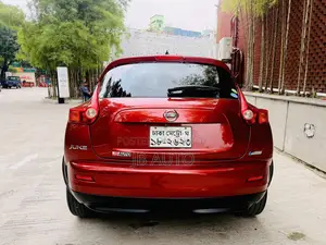 Nissan Juke S AWD 2011 Red