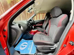 Nissan Juke S AWD 2011 Red