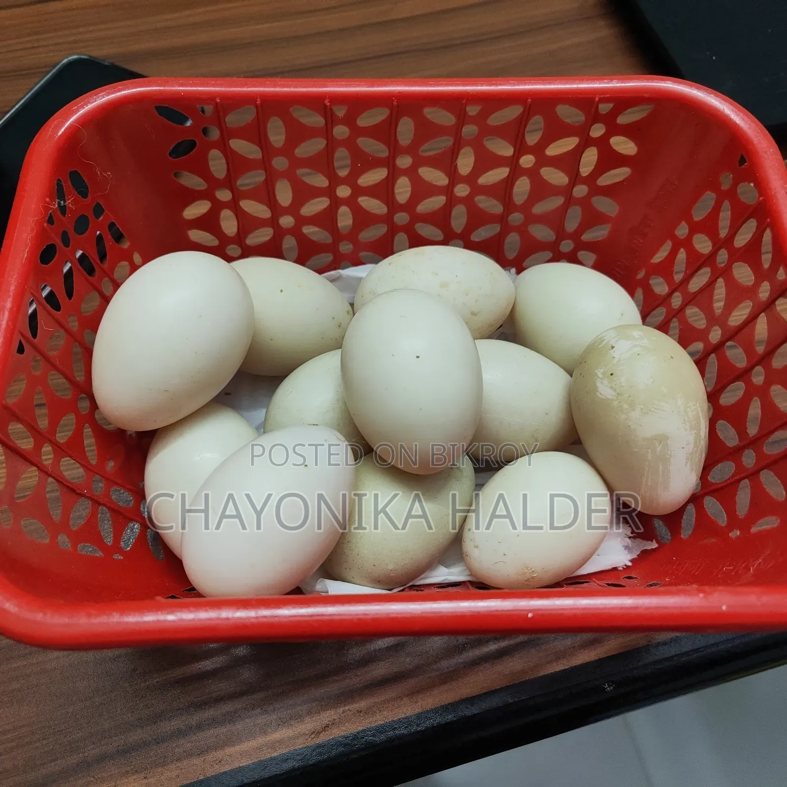 সাদা চিনা হাসের ডিম