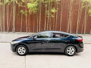 Hyundai Elantra 2016 Blue