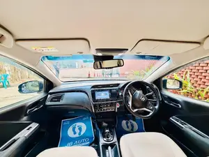 Honda Grace 1.5 Hybrid Front Wheel Drive 2017 Blue
