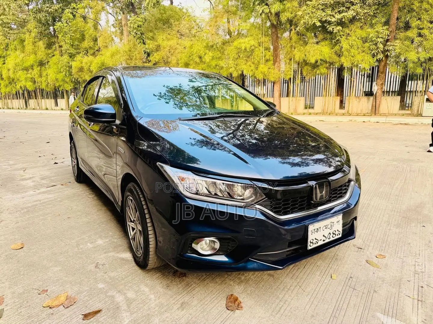 Honda Grace 1.5 Hybrid Front Wheel Drive 2017 Blue