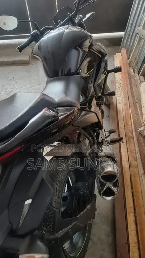 Suzuki Gixxer Fi ABS 2025 Black